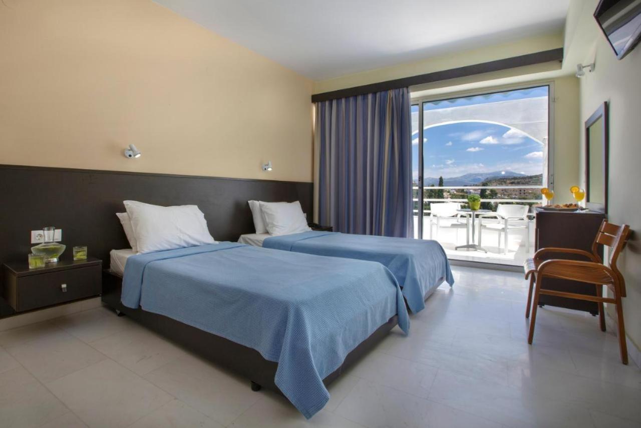 טולון Asteria Hotel מראה חיצוני תמונה