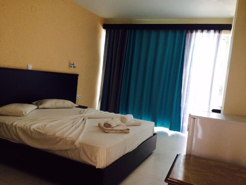 טולון Asteria Hotel מראה חיצוני תמונה