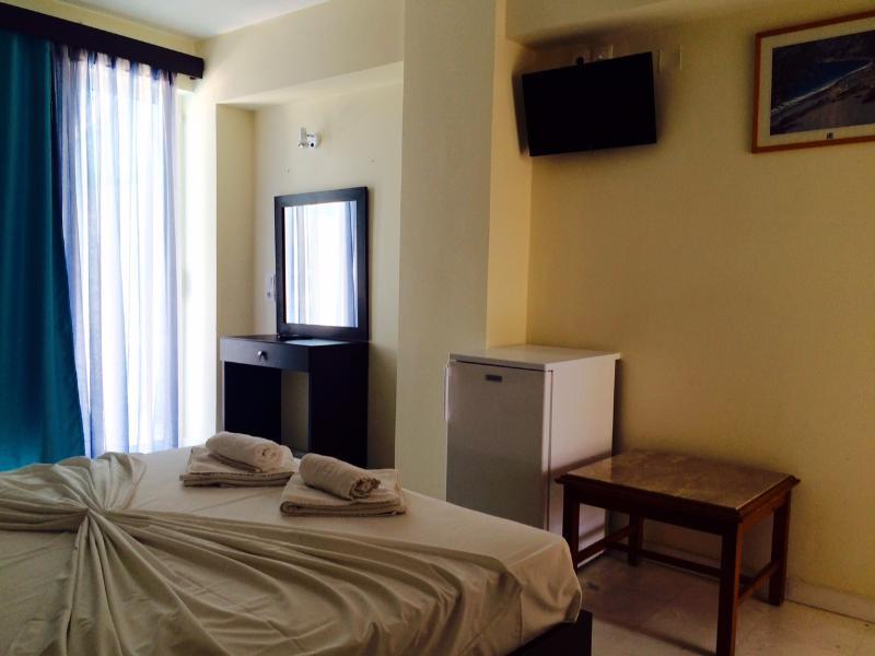 טולון Asteria Hotel מראה חיצוני תמונה