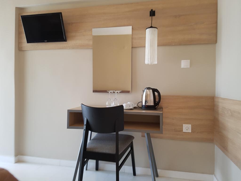 טולון Asteria Hotel מראה חיצוני תמונה